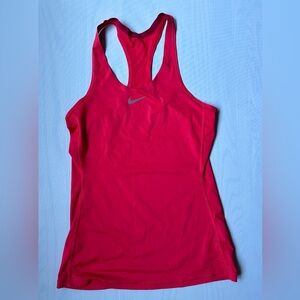 Nike tank top stretch sz M red